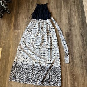 Vince Camuto maxi dress 8